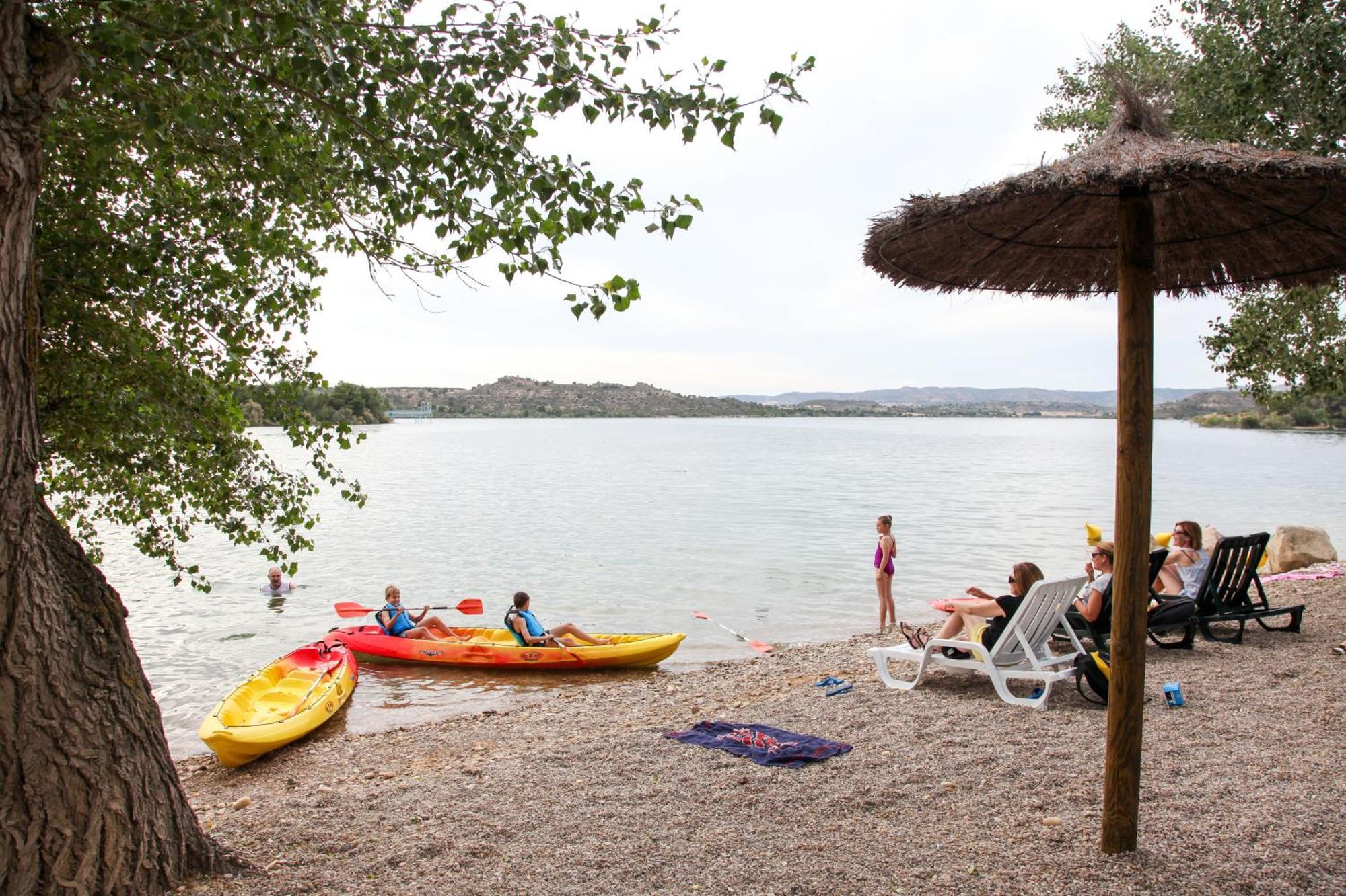 Taiga Lake كاسبي المظهر الخارجي الصورة