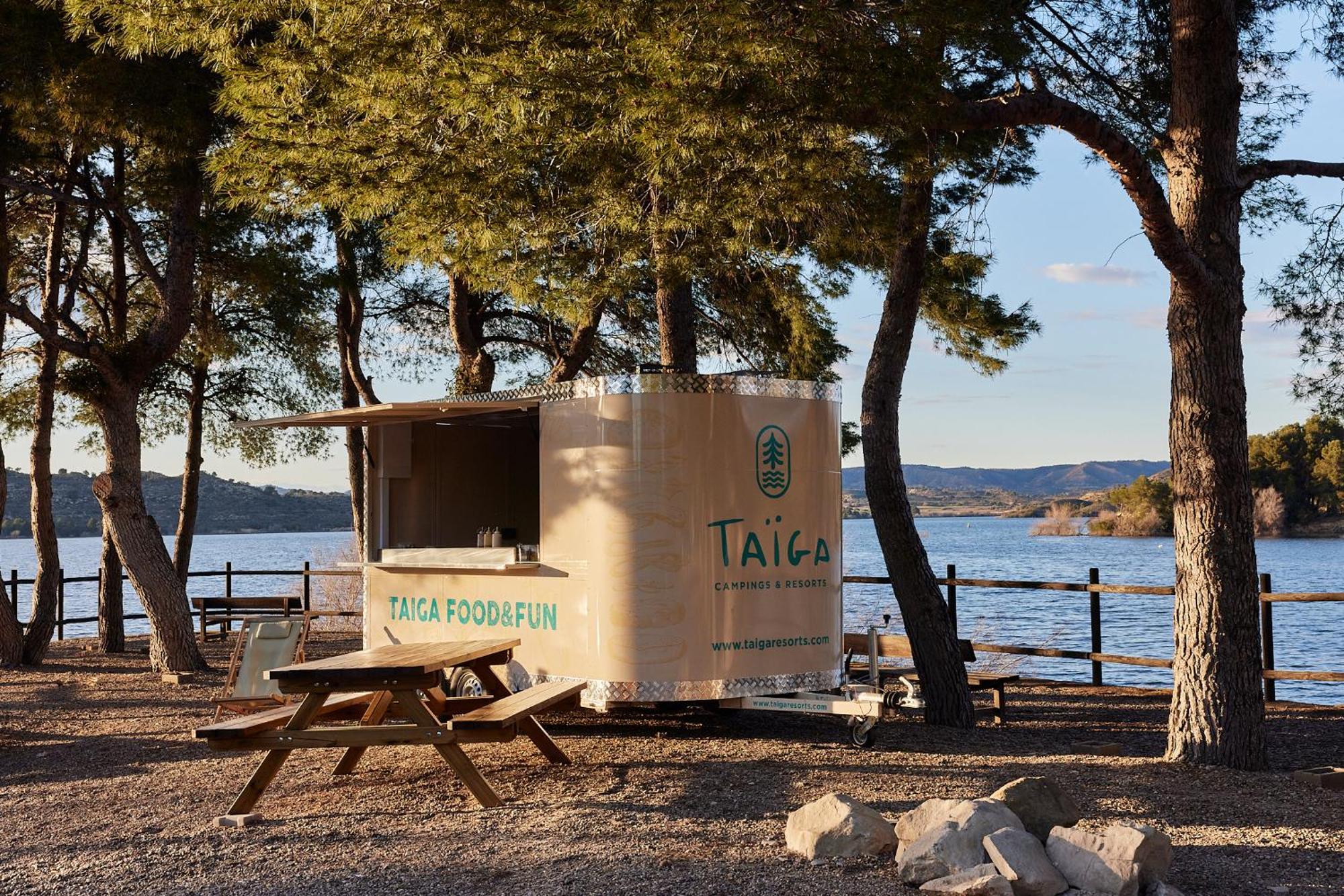 Taiga Lake كاسبي المظهر الخارجي الصورة